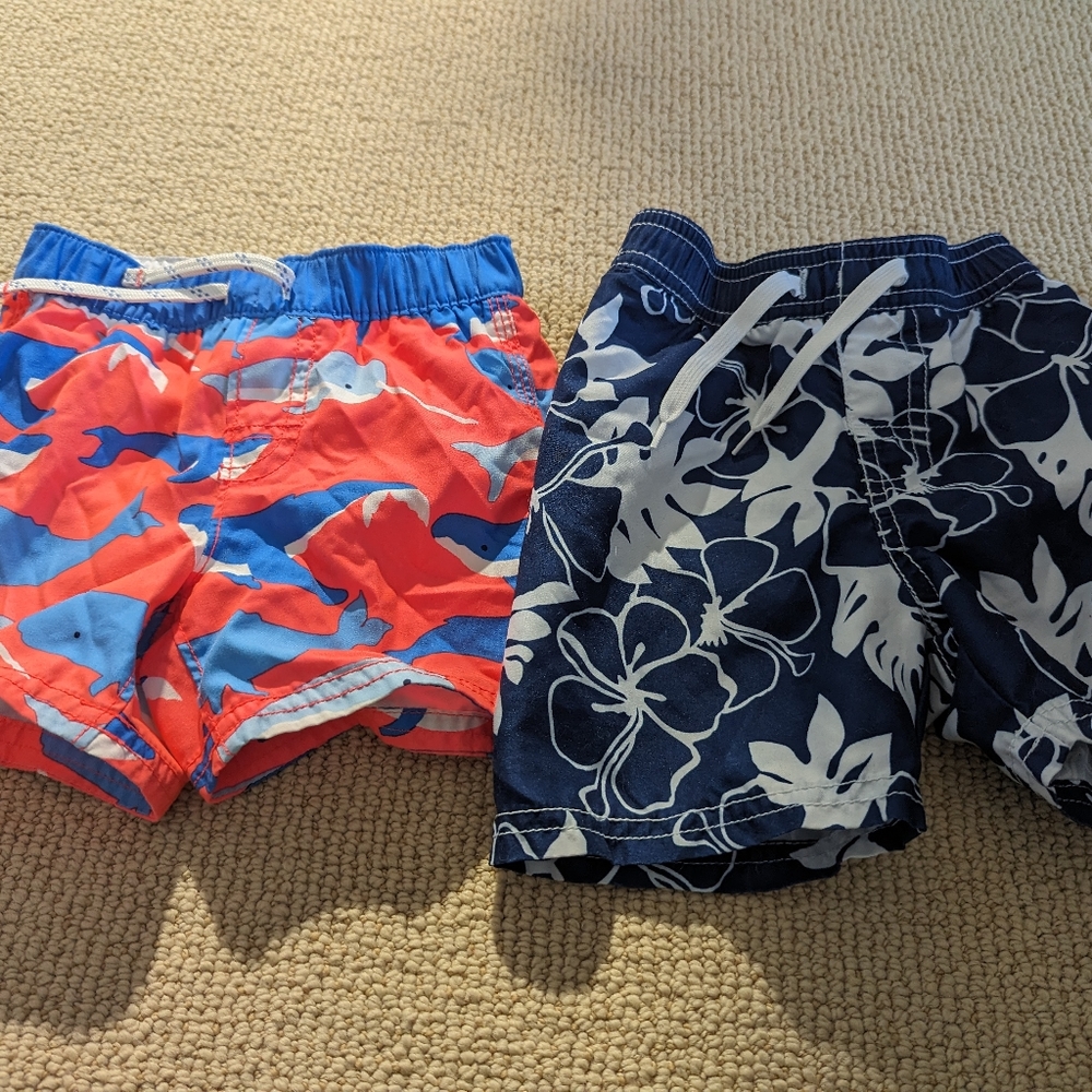 2 boys swimsuits - swimtrunks size 12-18 mo